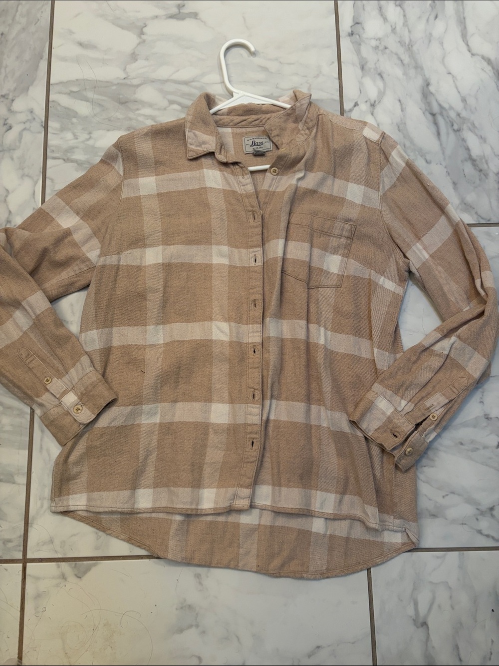 G.H. Bass & Co. Women's Beige and White Plaid Button-Down Shirt